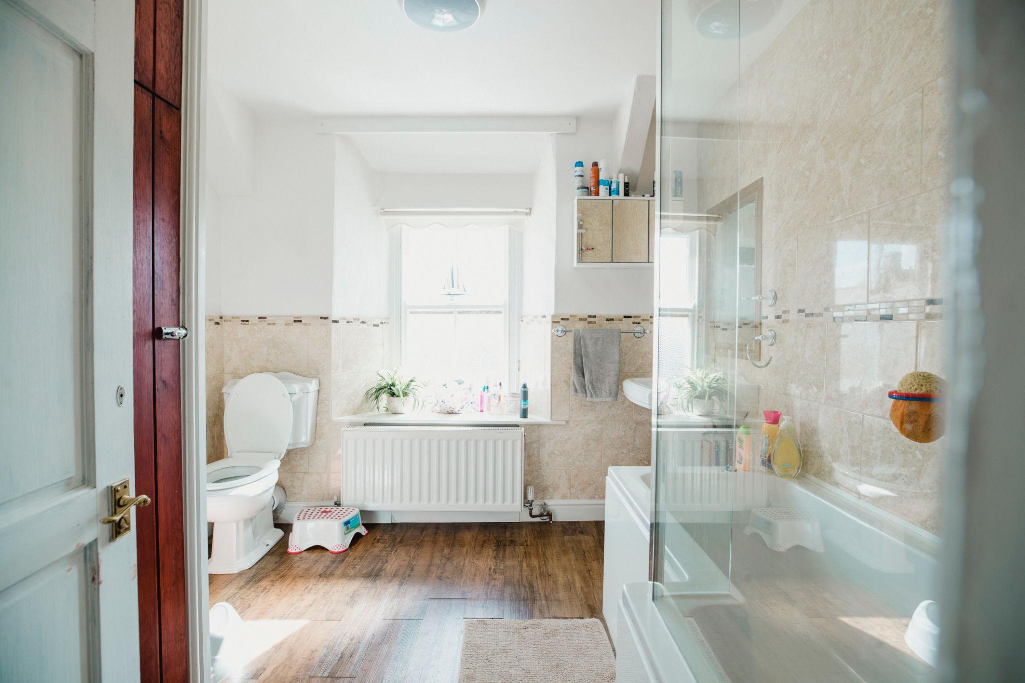 Vai trò của vòi xịt vệ sinh trong sinh hoạt gia đình